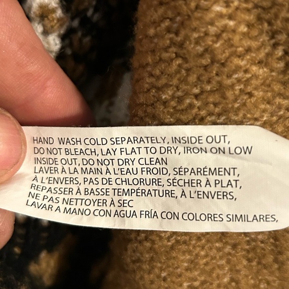 Black Tape | Aztec Cozy Brown Sweater | Size X - Picture 7 of 9